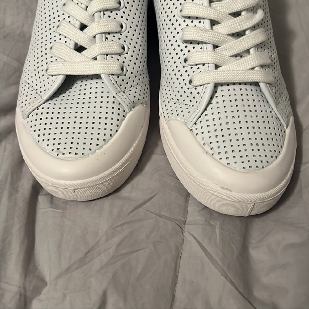RAG & BONE White Leather Perforated Sneakers brand new never worn - Picture 5 of 7